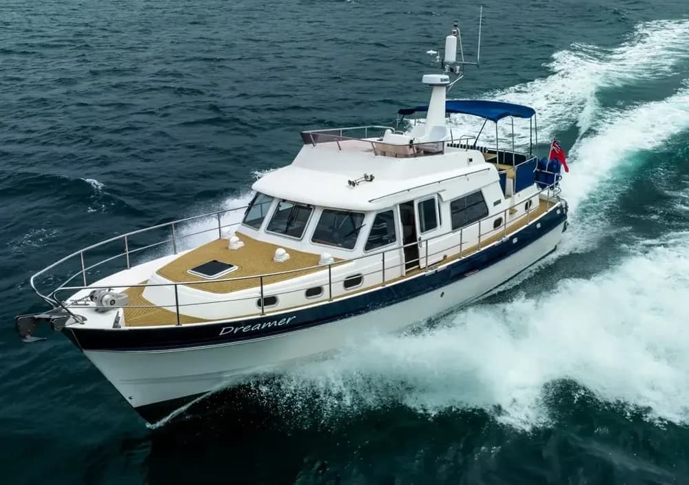 2002 Hardy Commodore 42 Boat for Sale in Lymington