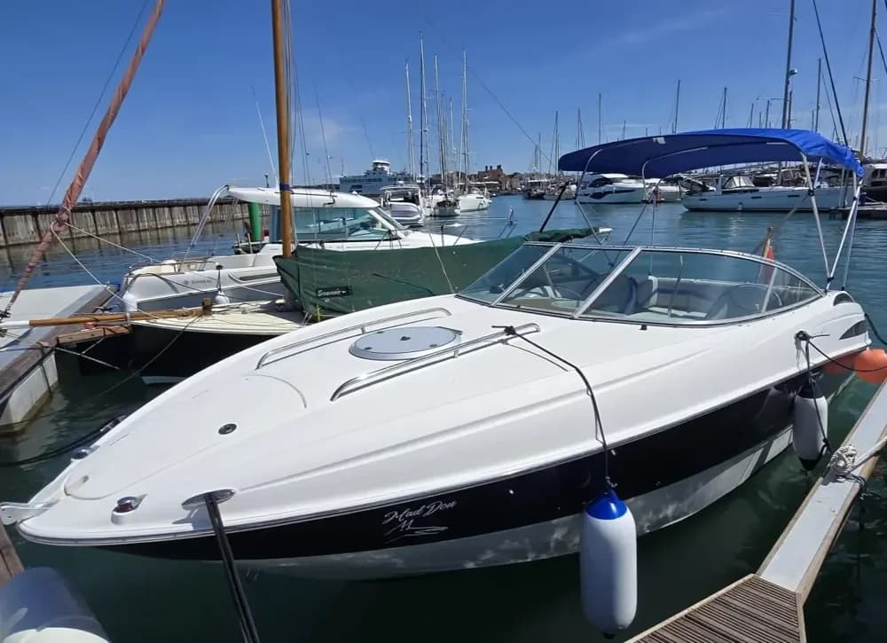 2006 Maxum 2400 SC3 Boat for Sale in Yarmouth