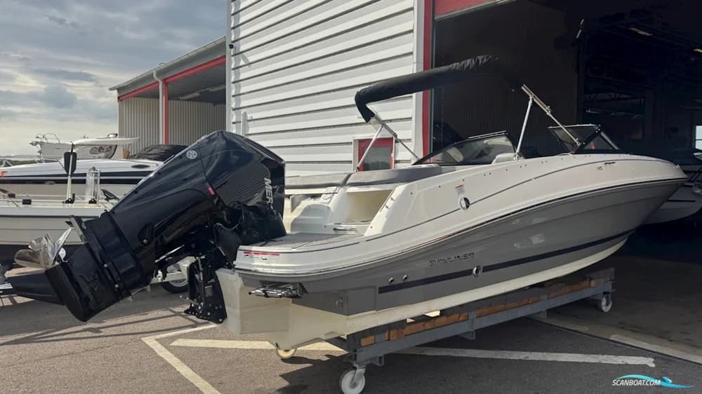 Bayliner VR5 Bowrider