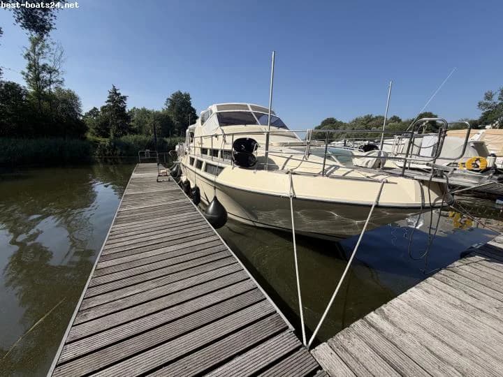 CORONET COMMANDER 38`