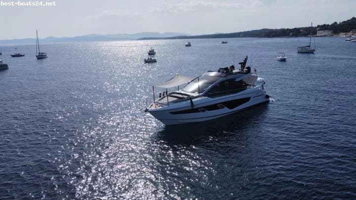 SUNSEEKER 65 SPORT YACHT