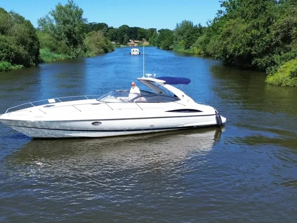 1999 Sunseeker Superhawk 34 Boat for Sale in Norfolk Yacht Agency