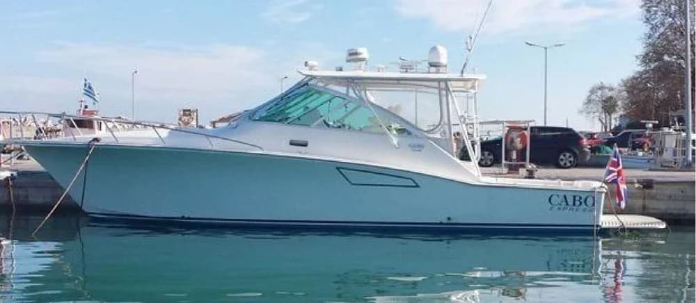 2011 Cabo 40 Hardtop Express | 42.8 ft