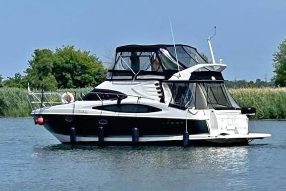 2006 Regal Commodore 3880 | 40.1 ft
