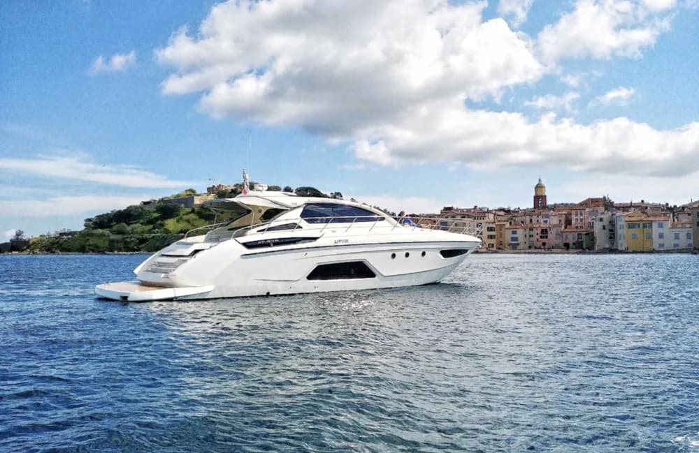 2012 Azimut Atlantis 58 | 57ft