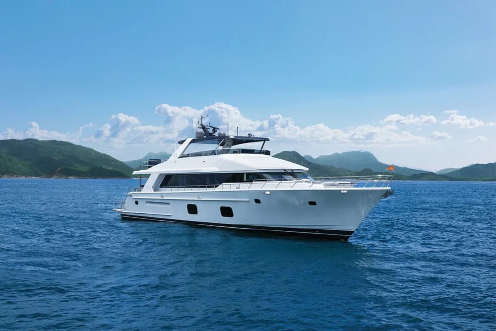 2026 CL Yachts CLB 88 | 88 ft