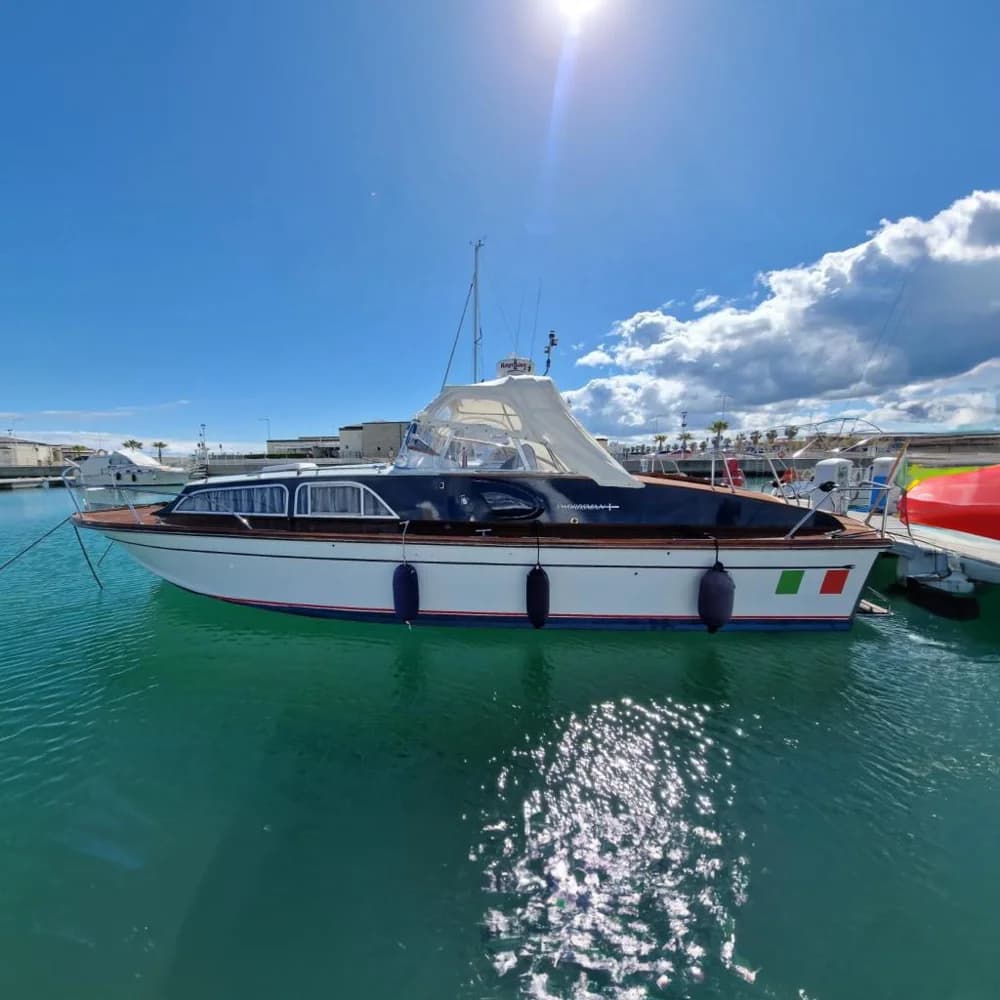 1973 Fairey Swordsman 33 | 33.1 ft