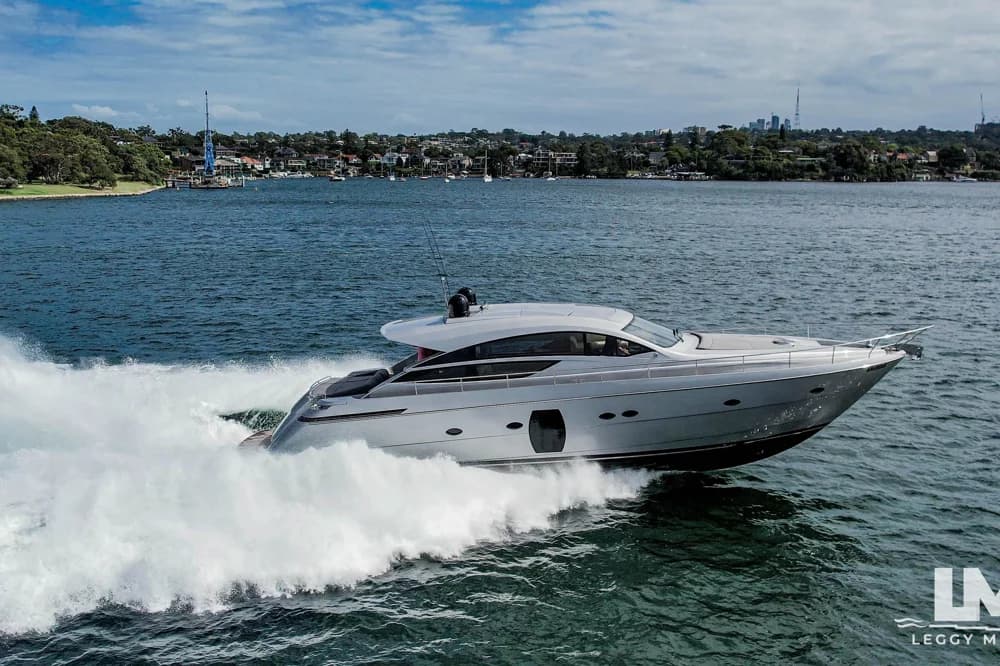 2012 Pershing 64 | 65.8 ft