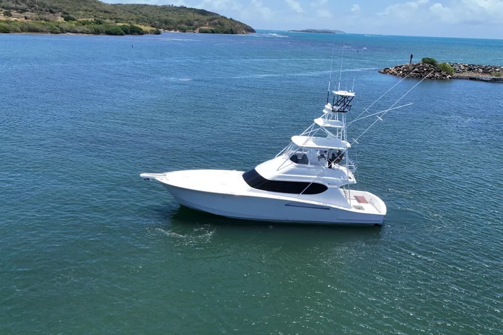 2003 Hatteras 54 Convertible | 54 ft