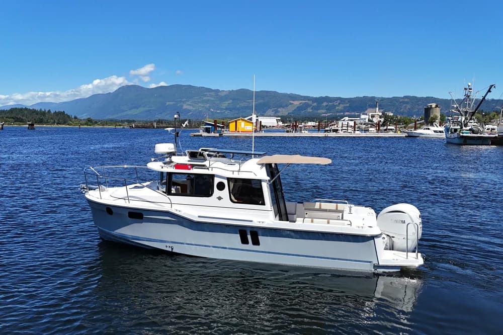2026 Ranger Tugs R-25 | 28 ft