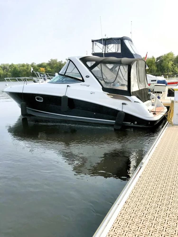 2010 Sea Ray Sundancer 310 | 31 ft