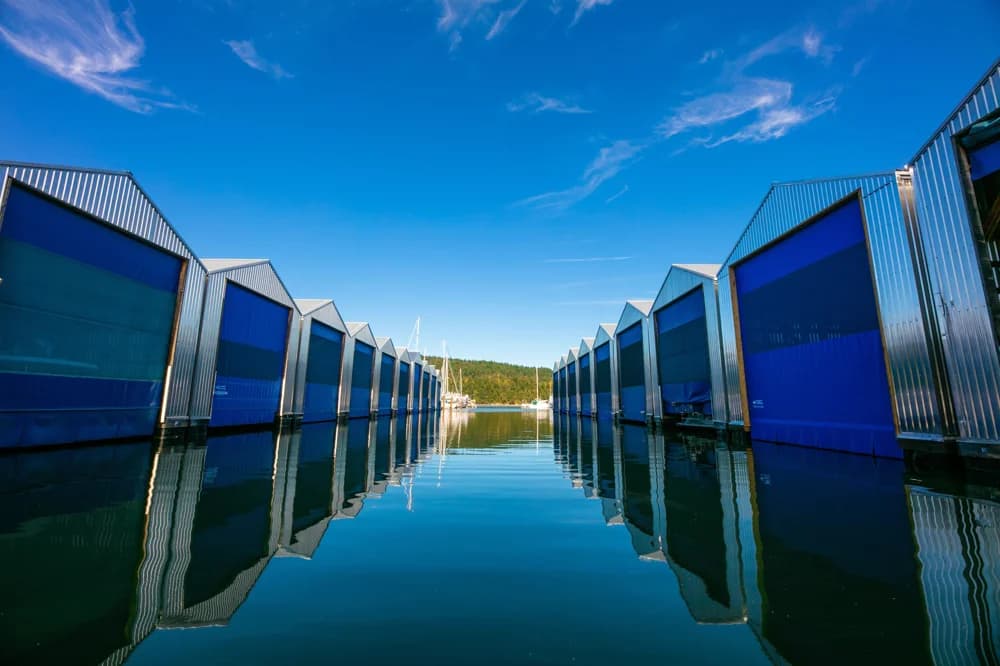 2026 Custom OBMG Boathouse 95 | 95 ft