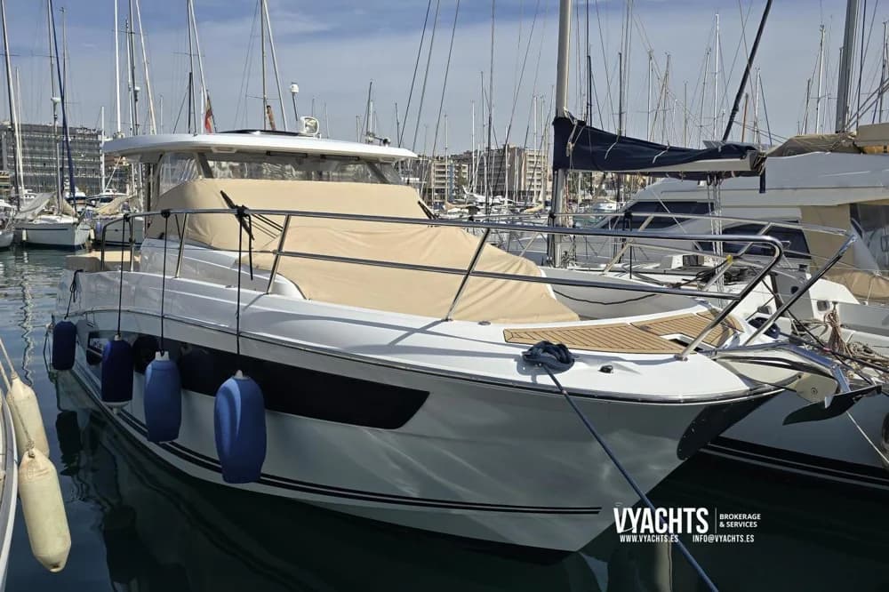 2022 Jeanneau Cap Camarat 12.5 WA | 35ft