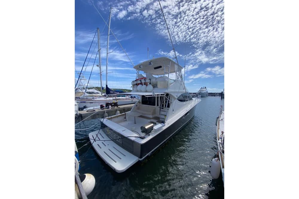 2012 Tiara Yachts 4800 Convertible | 48.4 ft