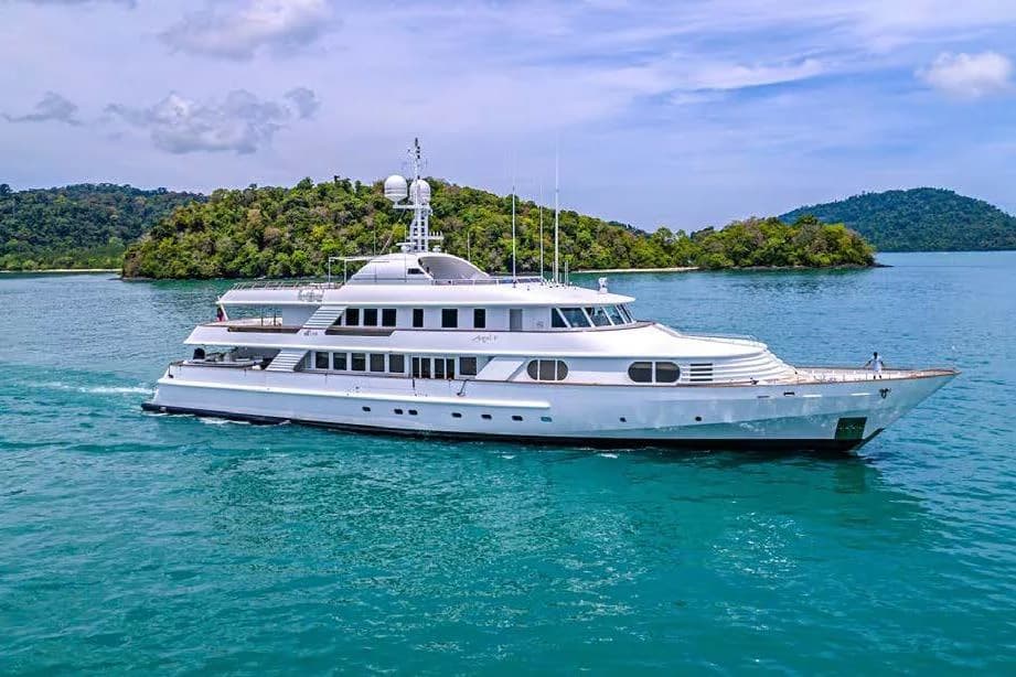 1996 CRN Custom | 158.1 ft