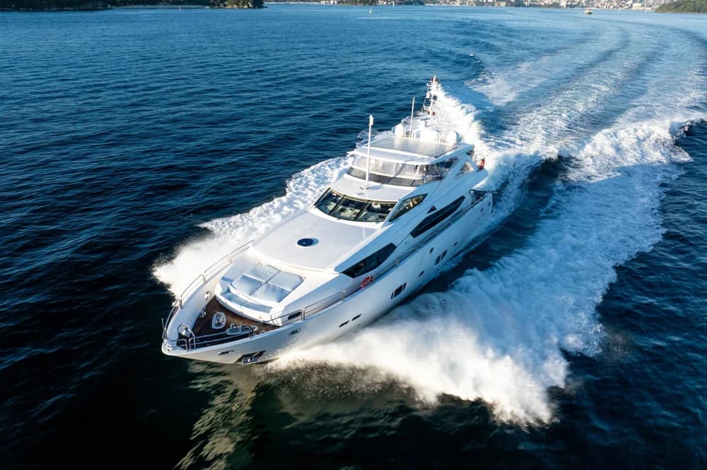 2010 Sunseeker 30 Metre Yacht | 98.4 ft