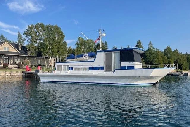 1981 Holiday Mansion 450 Coastal Commander | 45 ft