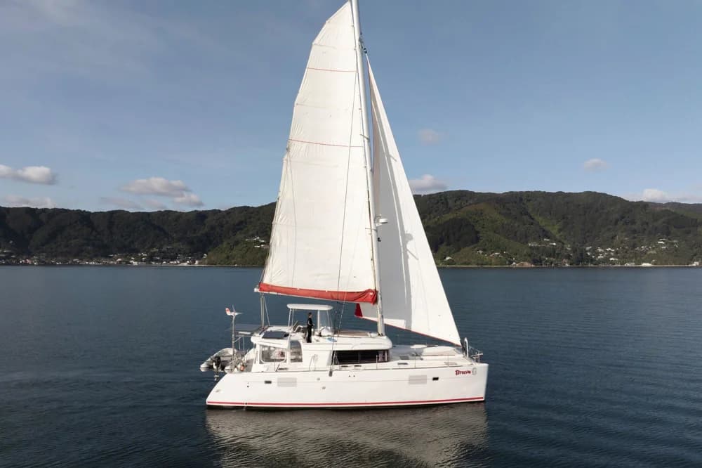 2011 Lagoon 450 | 45.9 ft
