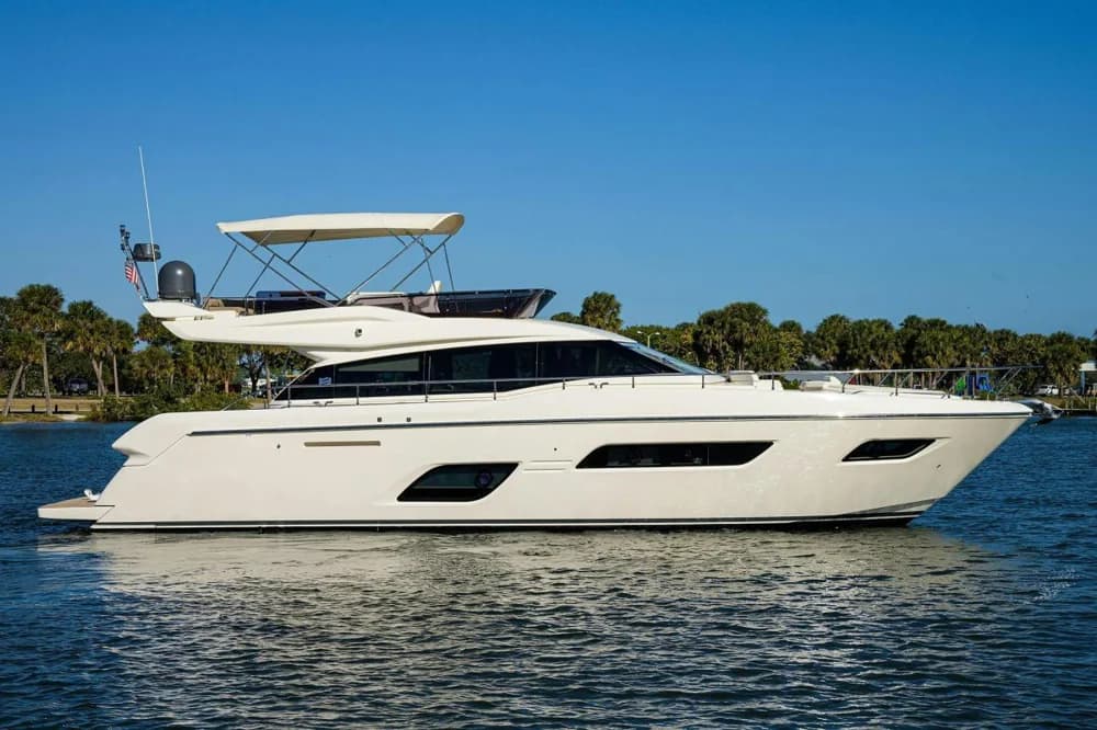 2016 Ferretti Yachts 550 | 55.2 ft