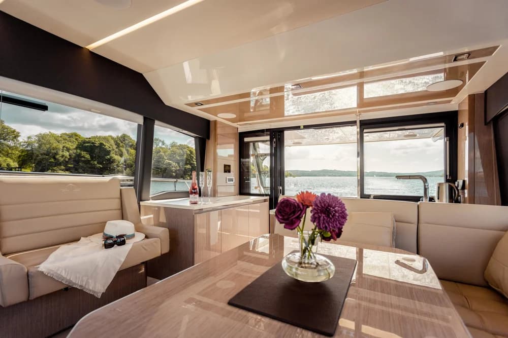 2023 Sealine F430 | 44.5 ft