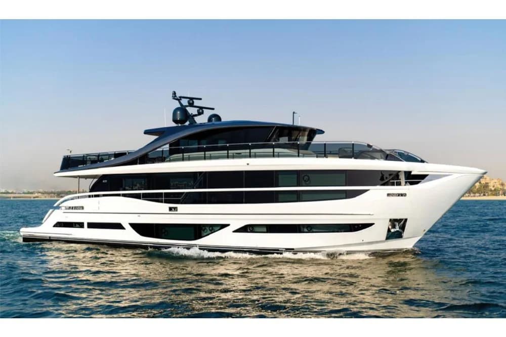 2022 Princess X95 | 95 ft