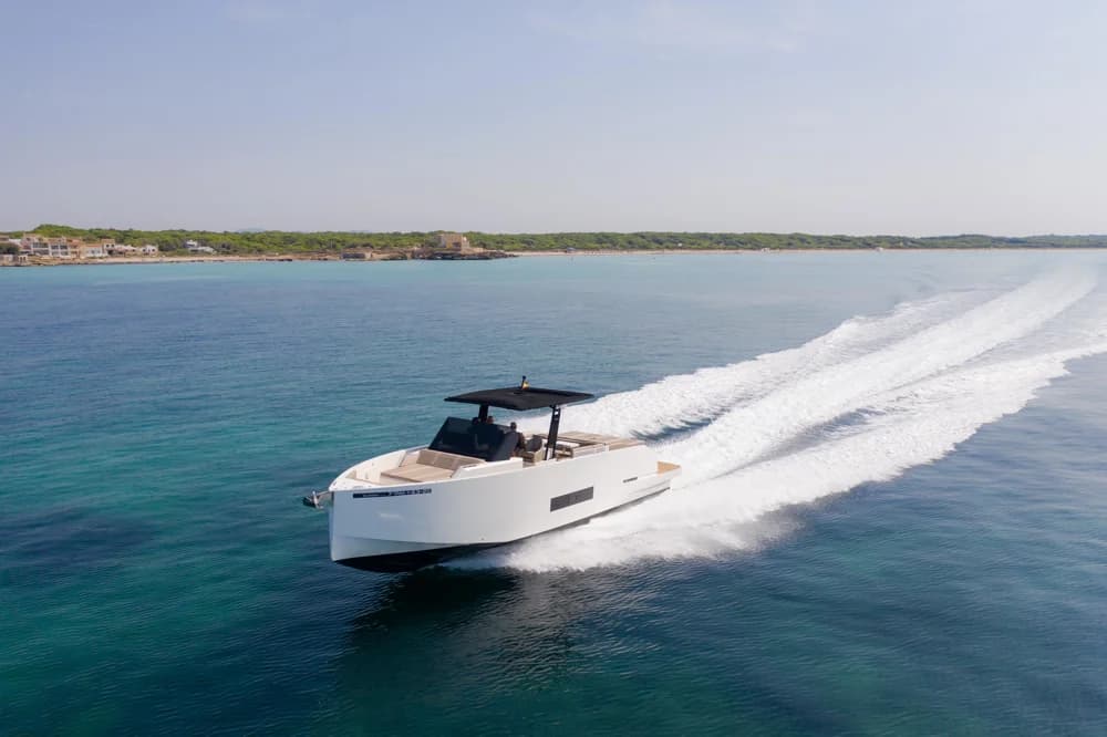 2021 De Antonio Yachts D42 | 41.5 ft