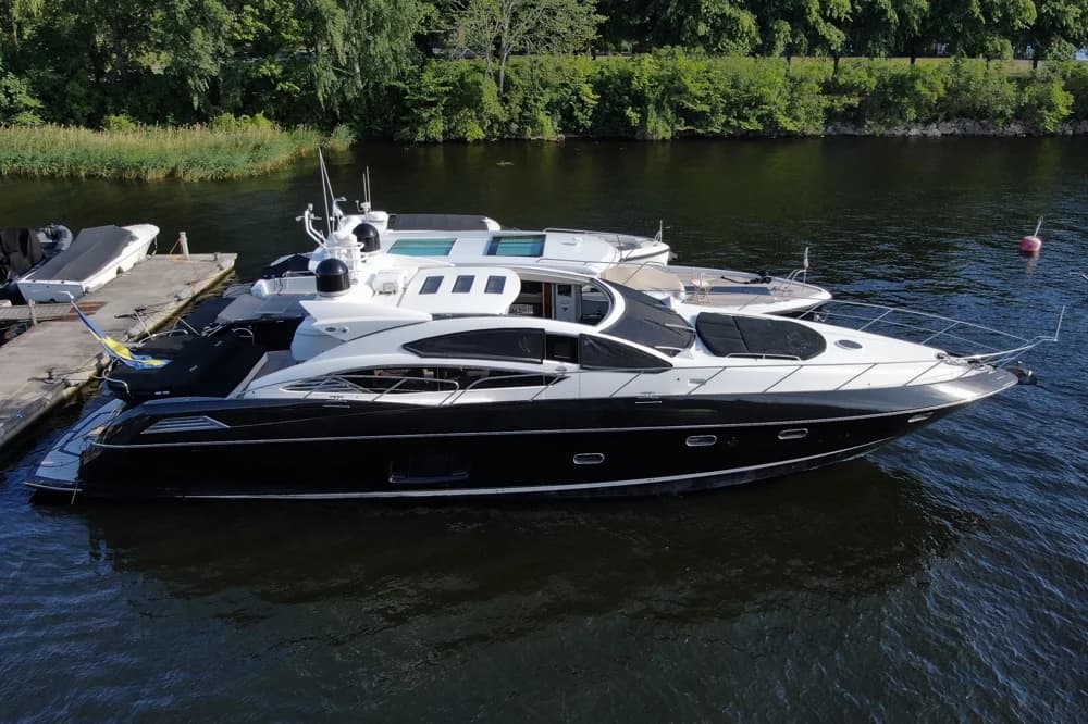 2010 Sunseeker Predator 74 | 73 ft