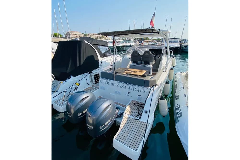 Jeanneau Cap Camarat 9.0 WA
