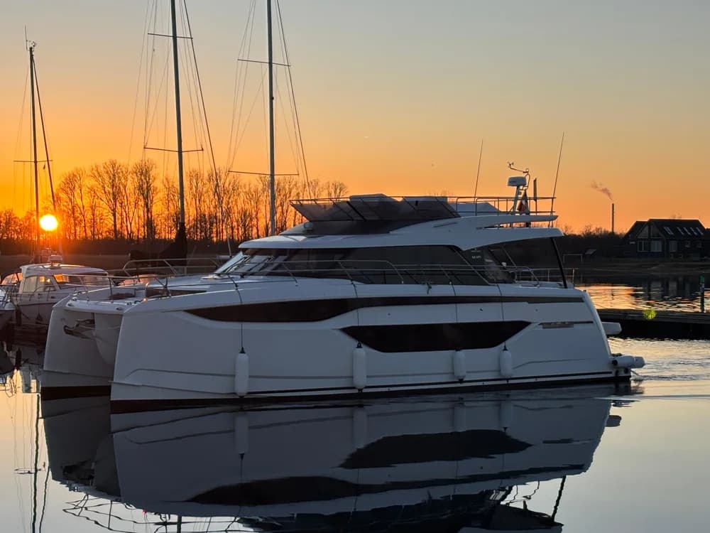 Prestige M48