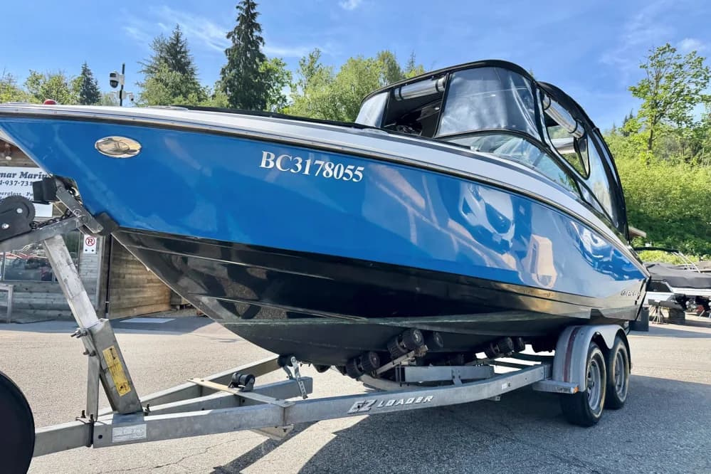 Regal 2300 RX Bowrider