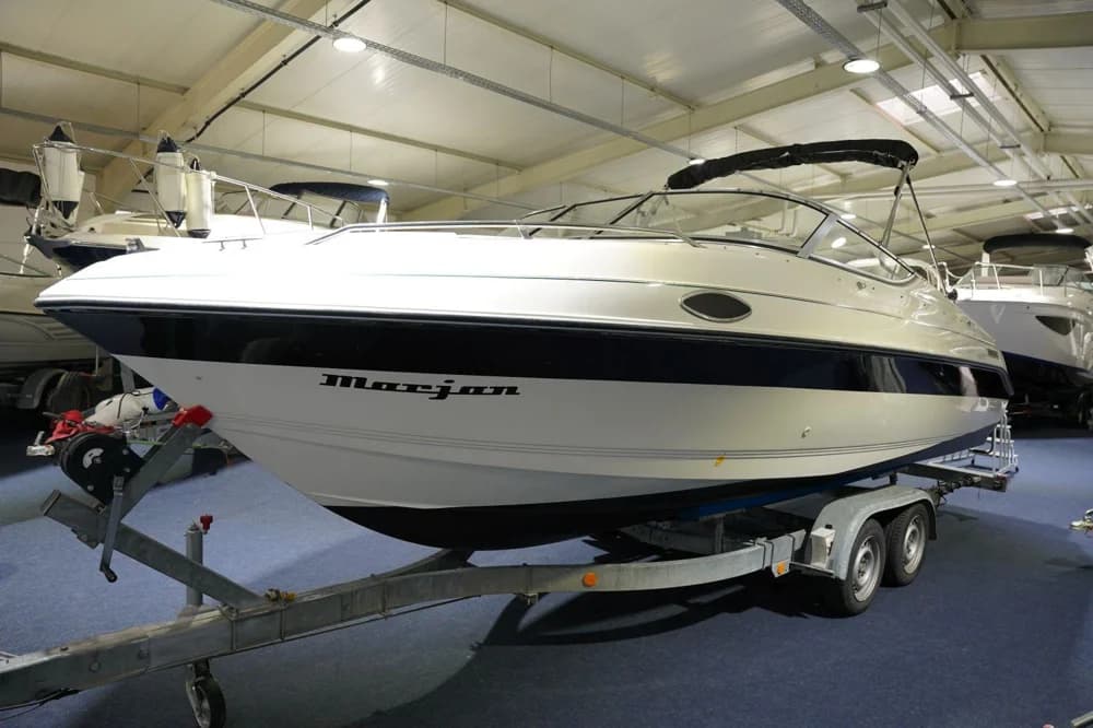 Sunbird 220 SL Corsair Cuddy