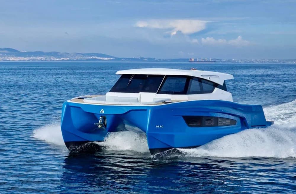 Aventura 38 SC