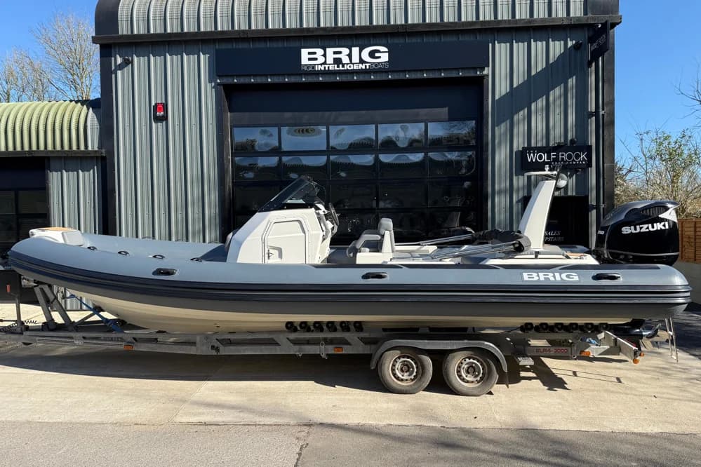 Brig Eagle 8