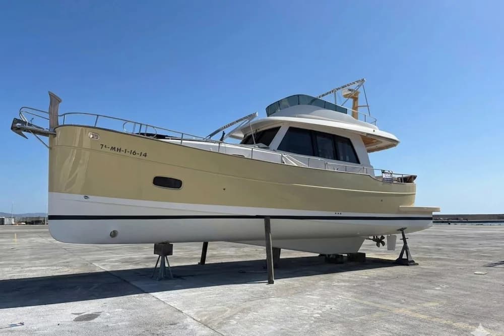 Sasga Yachts Menorquin 42 FB