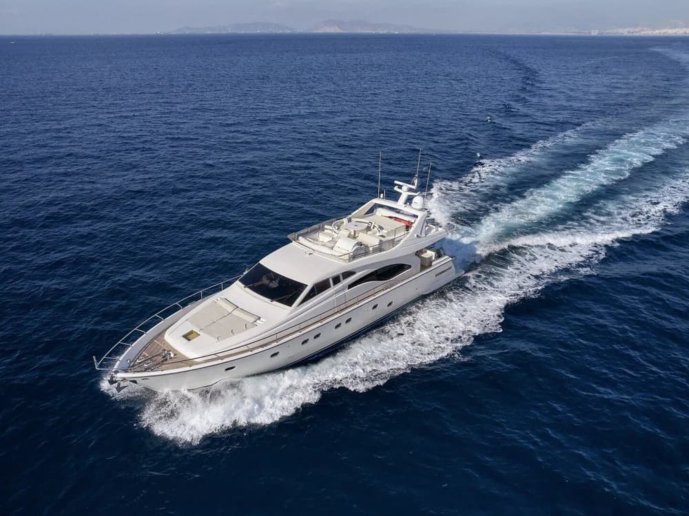 Ferretti Yachts 68