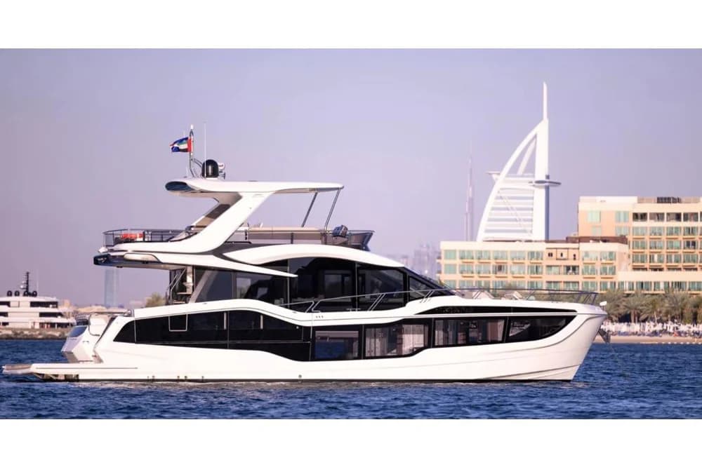Galeon 560 Fly