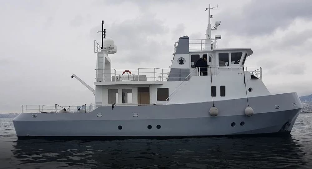 Explorer 70'