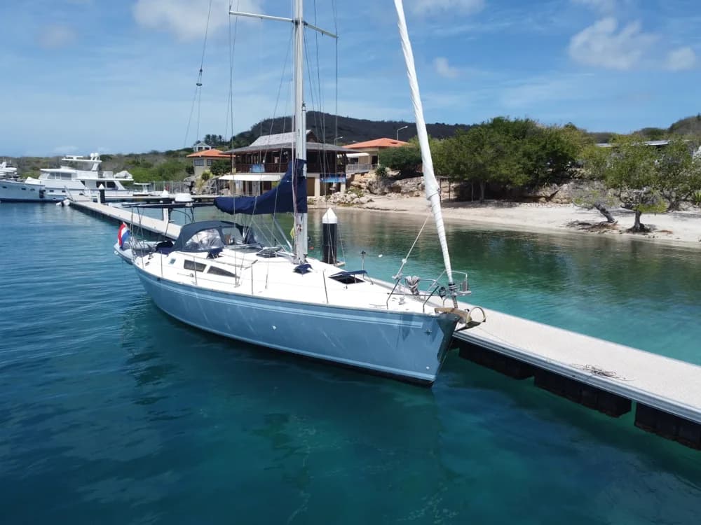 2001 Jeanneau Sun Odyssey 40 Boat for Sale in Willemstad
