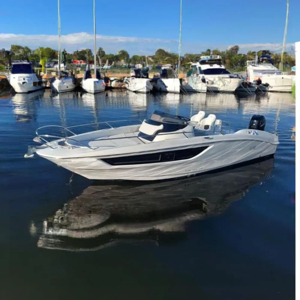 Sessa Marine Key Largo 27