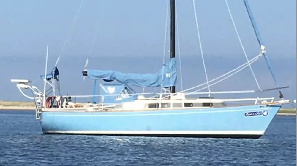 Pearson 323