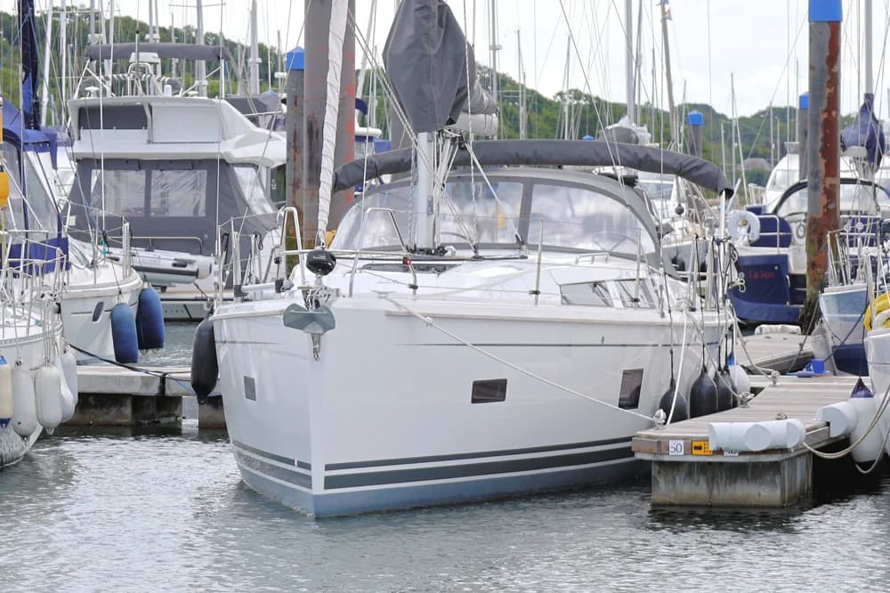 Hanse 388