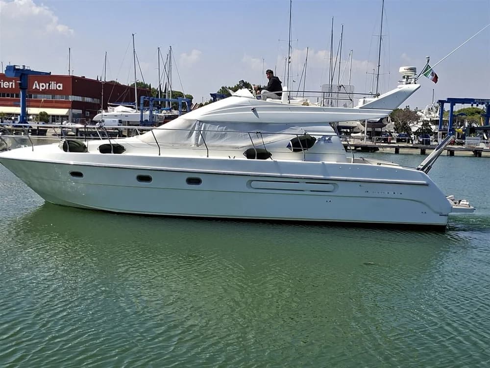 Azimut AZ 40 Fly