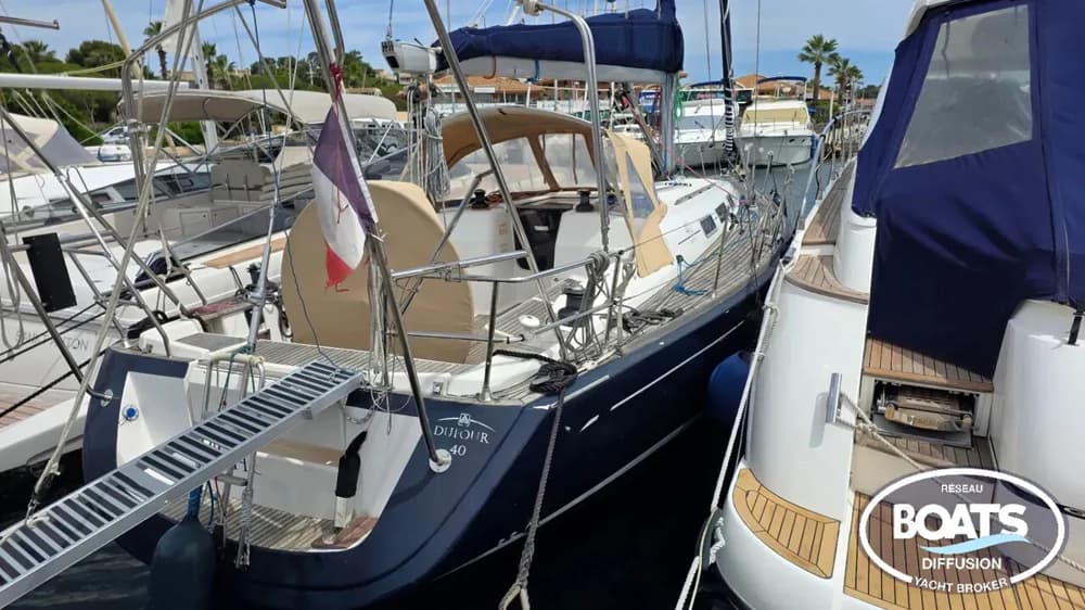Dufour 40 Performance