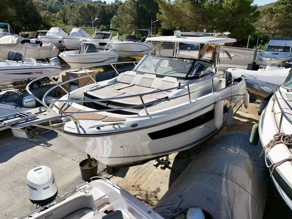 Jeanneau Cap Camarat 10.5 WA Serie 2