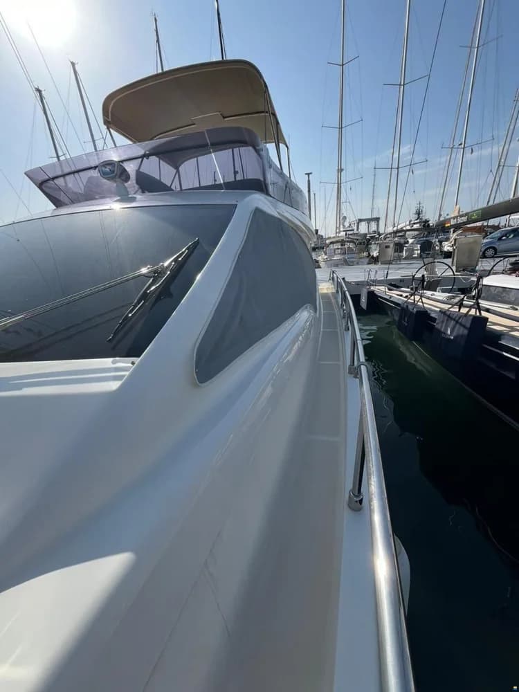 Ferretti 470