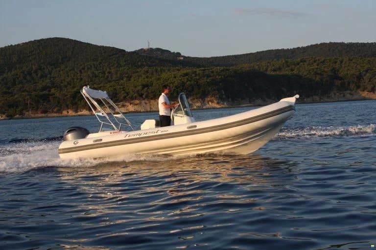 Capelli Tempest 650