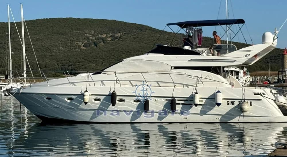 Azimut AZ 52