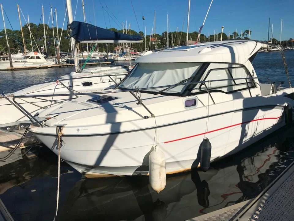 Bénéteau Antares 8 OB