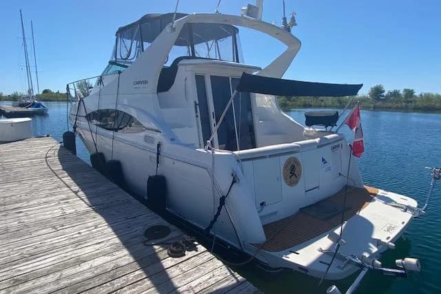 2002 Carver 350 Mariner | 36.6 ft