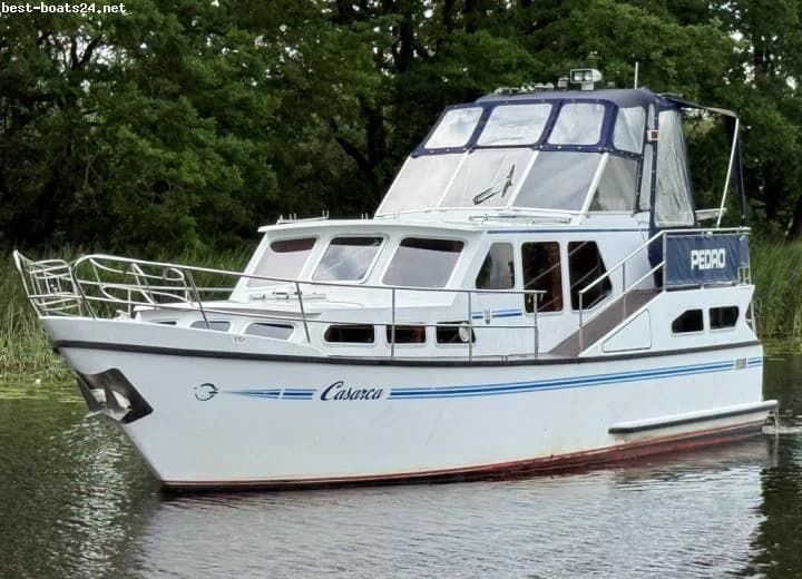 PEDRO-BOAT 37